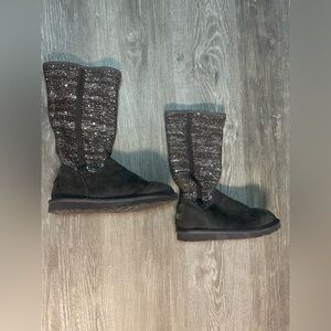 UGG Australia Women’s Camaya Knit Suede Gray Boots Size 6  1” Heel